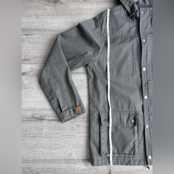 Men's RCVA military style Gray Hooded Jacket size medium - Picture 7 of 7